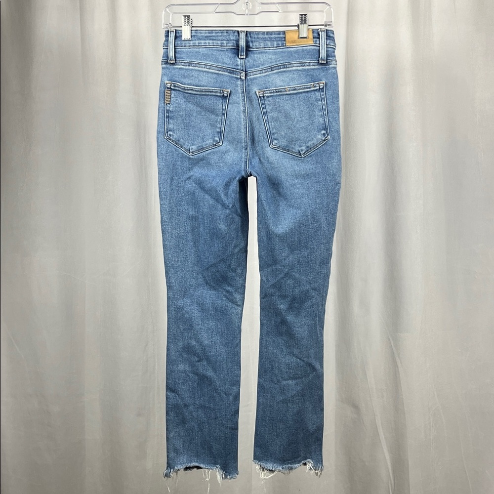 Paige Cindy Straight Jeans in Mel Destroyed Hem Denim. - Picture 4 of 12